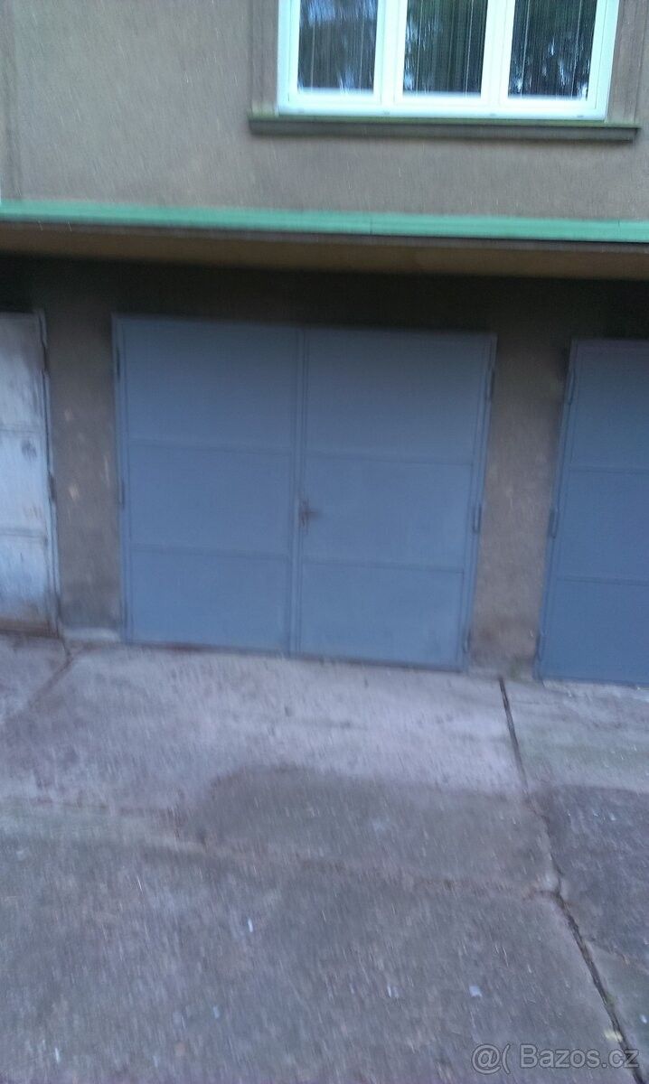Garáže, Kolín, 280 02