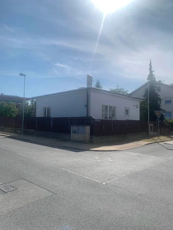 Rodinné domy, Praha, 193 00