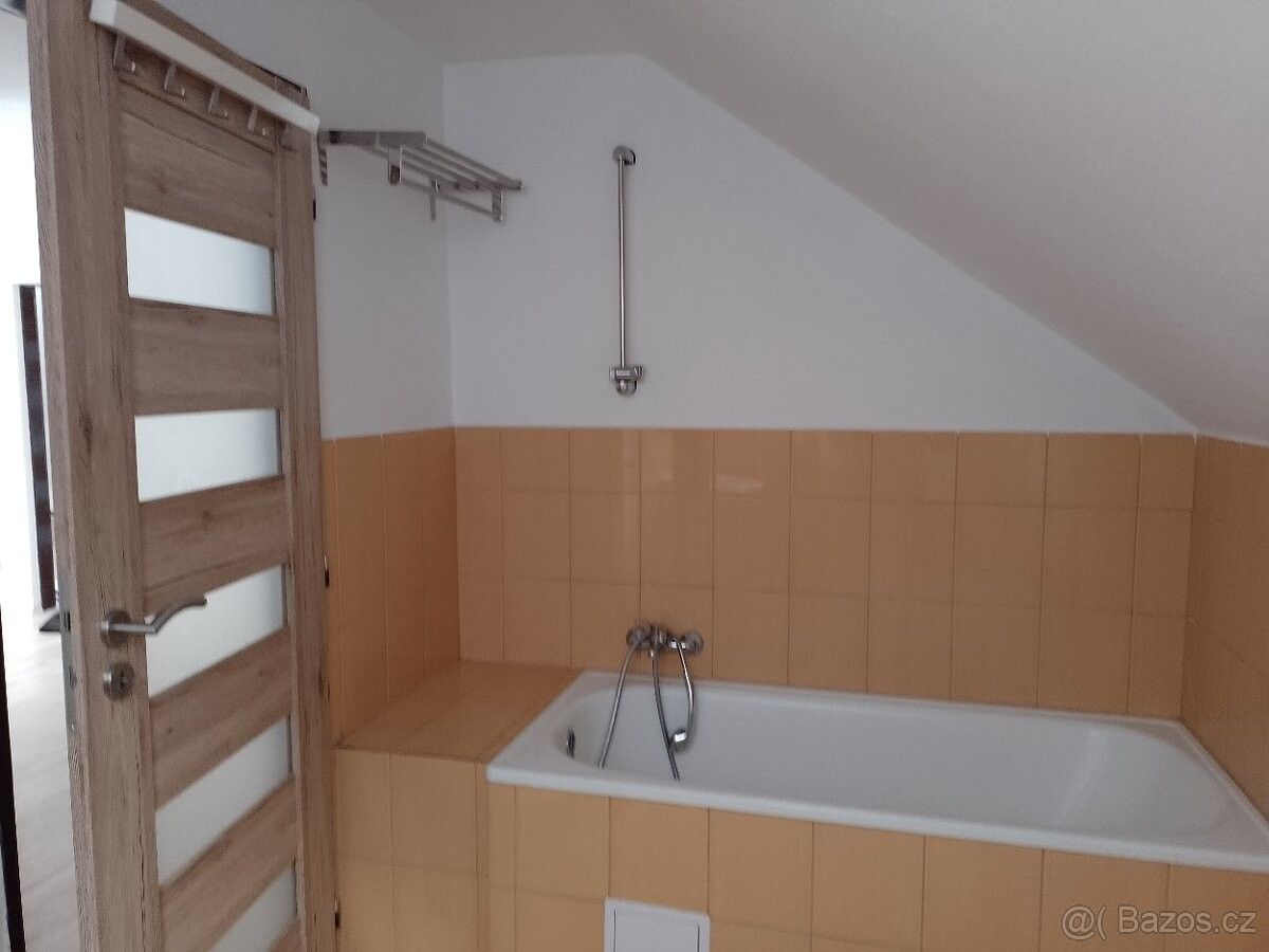 Pronájem byt - Vikýřovice, 788 13