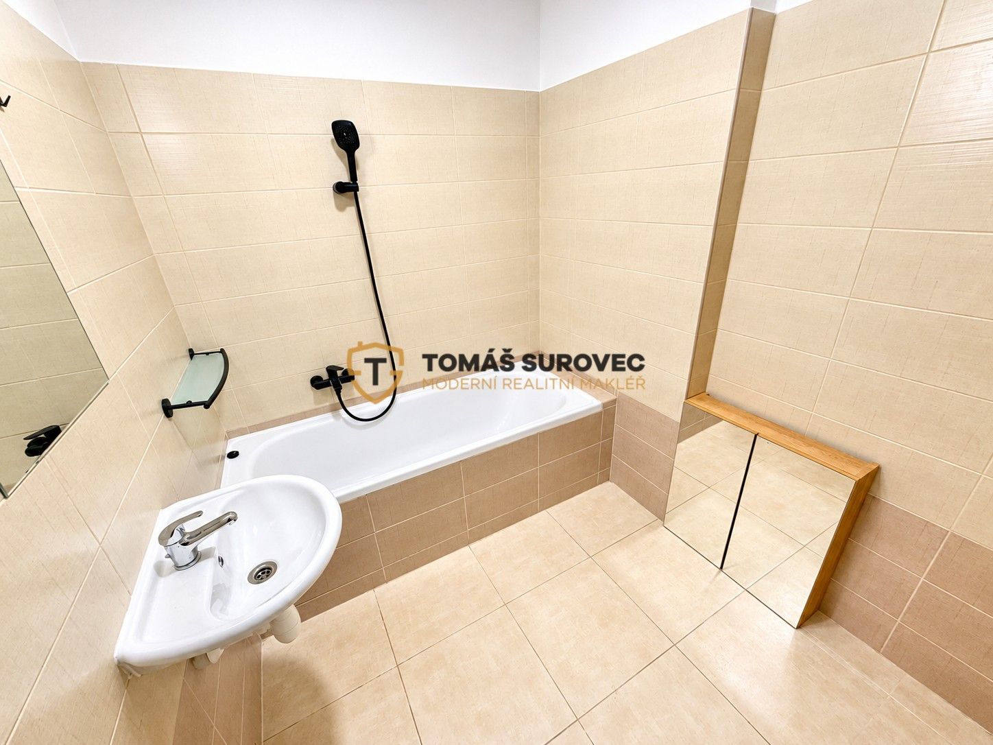 Pronájem byt 3+kk - Československé armády, Valašské Klobouky, 67 m² - 5