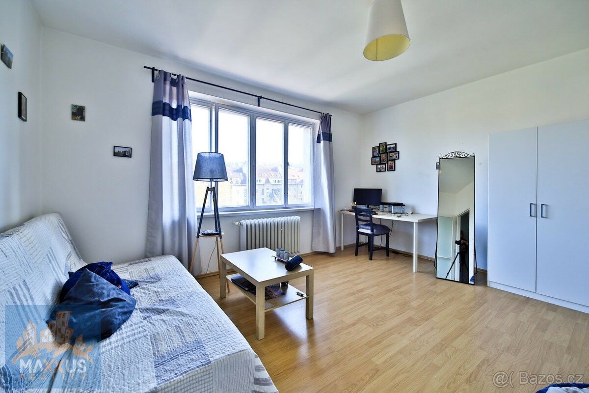 Pronájem byt 1+1 - Praha, 160 00, 45 m²