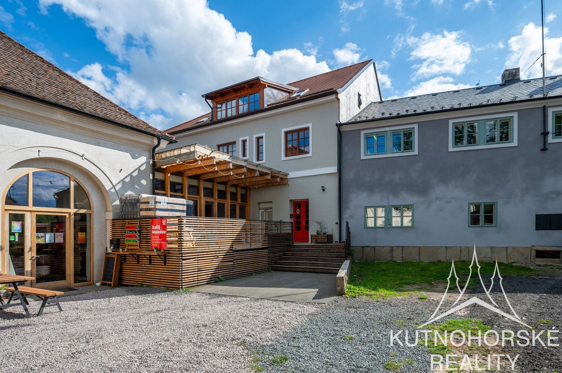 Ubytovací zařízení, Malešov, 461 m²