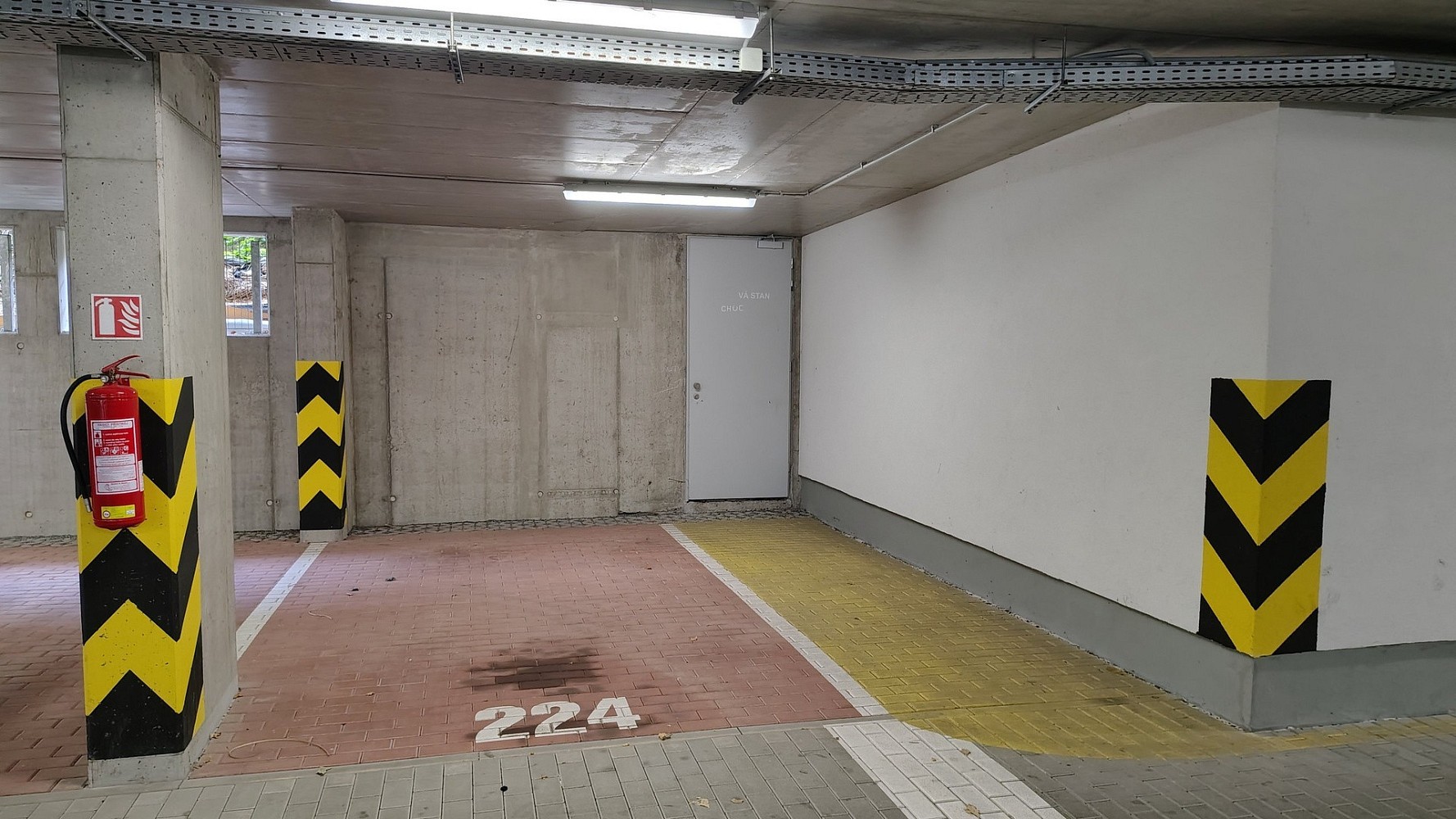 Ostatní, Makedonská, Praha 9 - Střížkov, 15 m² - 1