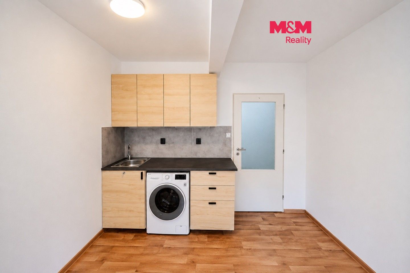 1+kk, Krokova, Praha, 17 m² - 1