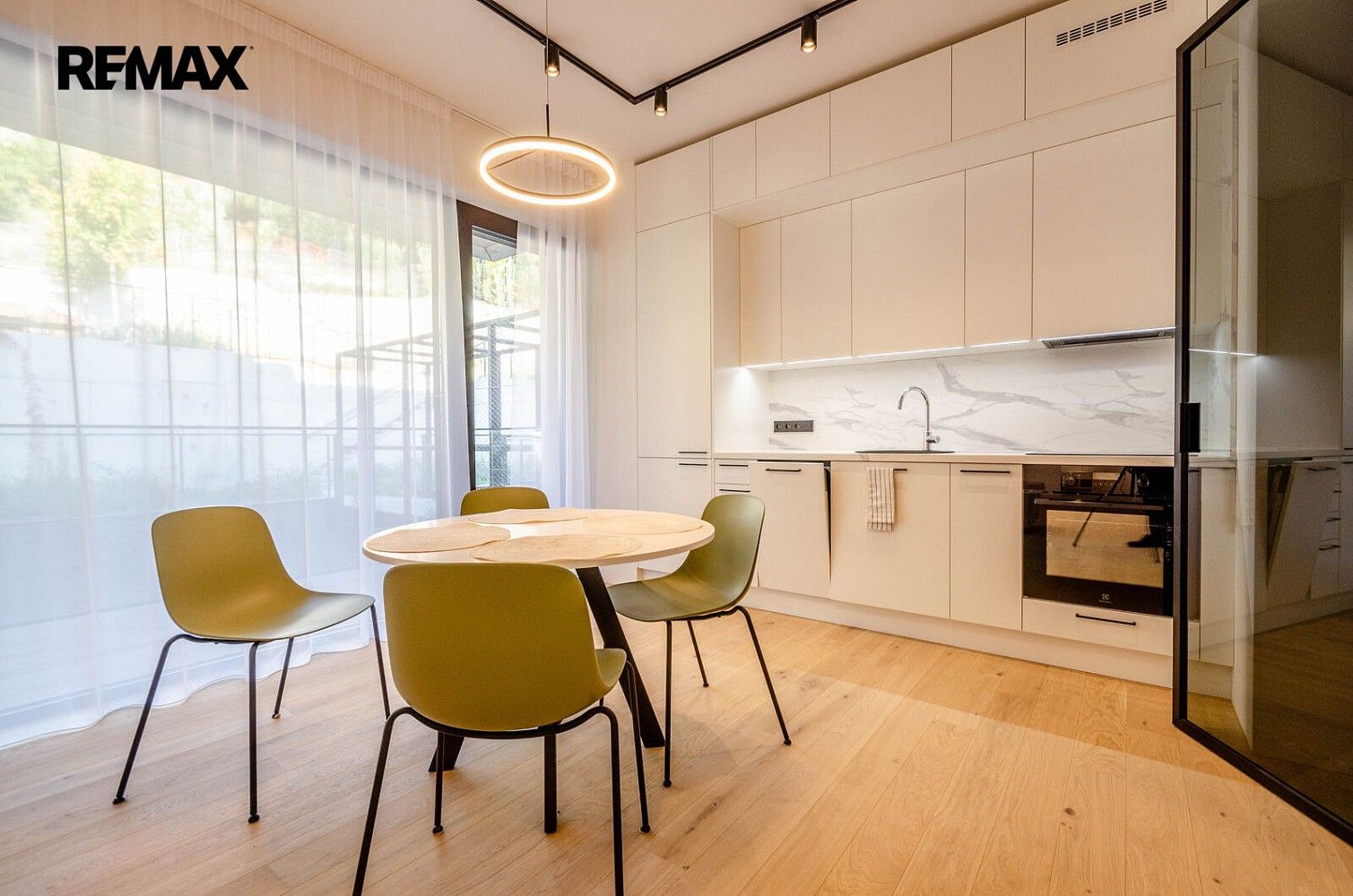 Pronájem byt 2+kk - Ve svahu, Praha 4 - Podolí, 53 m² - 2
