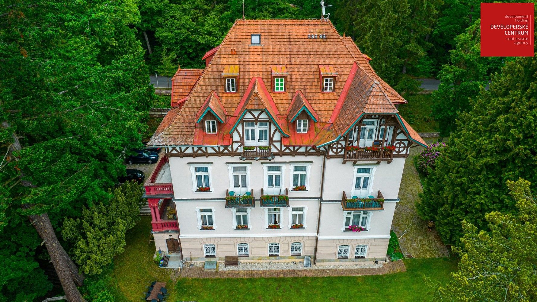 Ubytovací zařízení, 616 m²