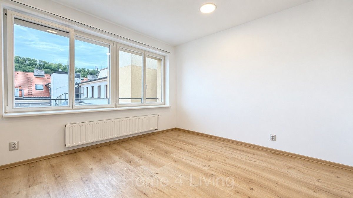 Pronájem byt 3+kk - Pod výtopnou, Praha, 70 m² - 5