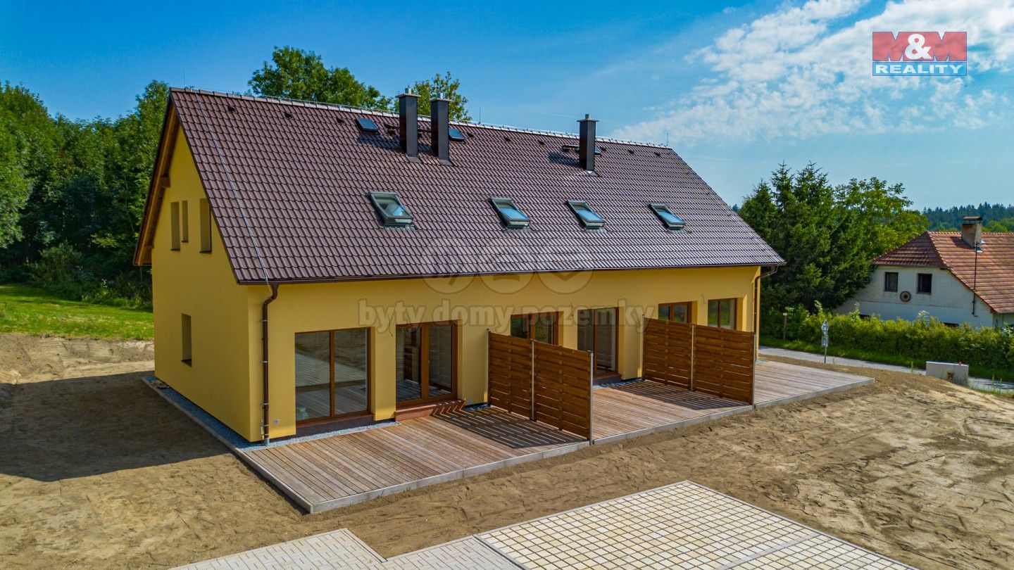 3+kk, Bližná, Černá v Pošumaví, 83 m²