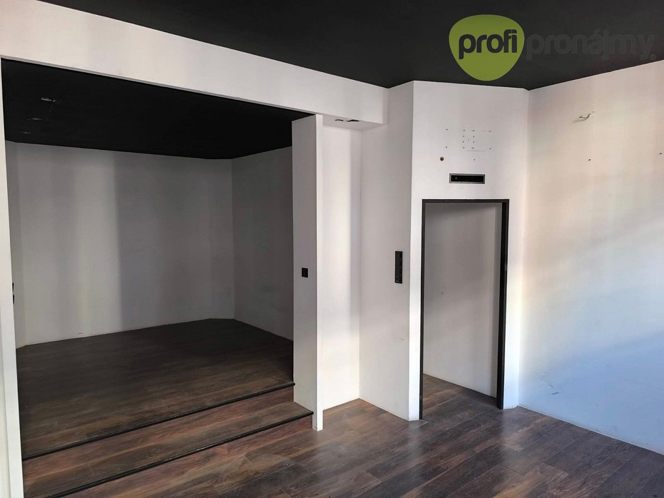Sklady, Zlín, Zlínský kraj, 521 m² - 2
