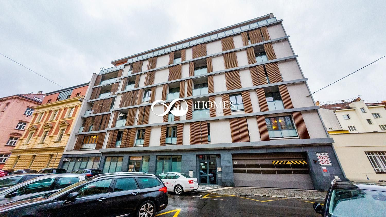 3+kk, Jindřicha Plachty, Praha, 115 m²