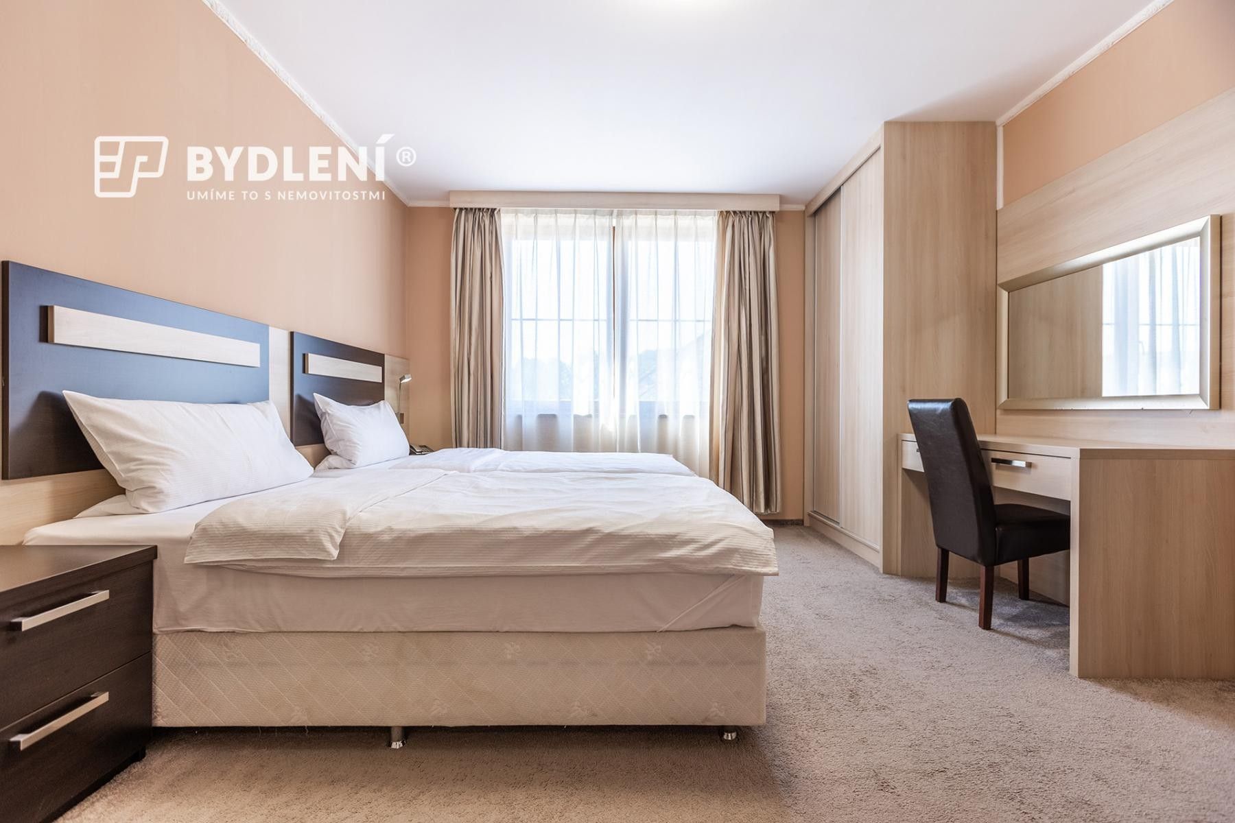 3+kk, U Nových lázní , Teplice, 100 m² - 2