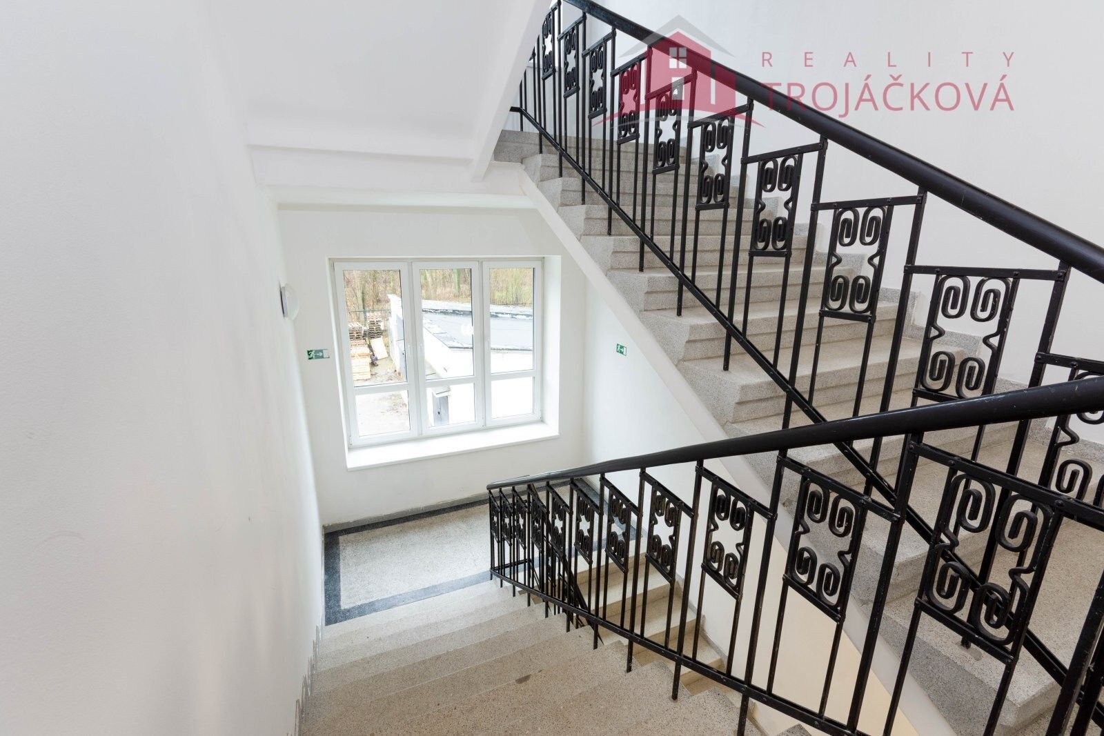 Pronájem kancelář - U Pošty, Havířov, 802 m²