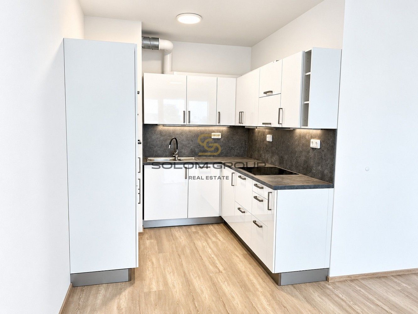 Pronájem byt 2+kk - Thomasova, Praha 5 - Třebonice, 53 m² - 2