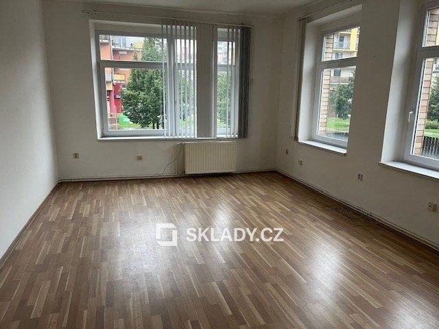 Pronájem kancelář - Vysočany, Praha, 51 m²