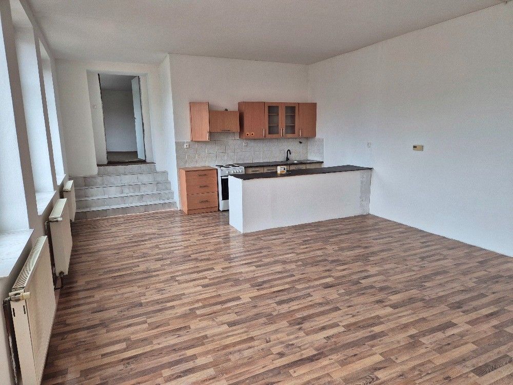 Pronájem byt - Golčův Jeníkov, 582 82