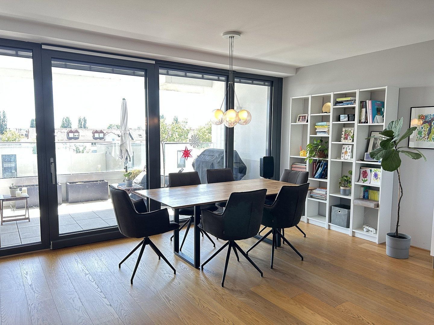 4+1, Europa-Allee 165 Frankfurt/Main Gallus Hessen 60486, 134 m² - 1