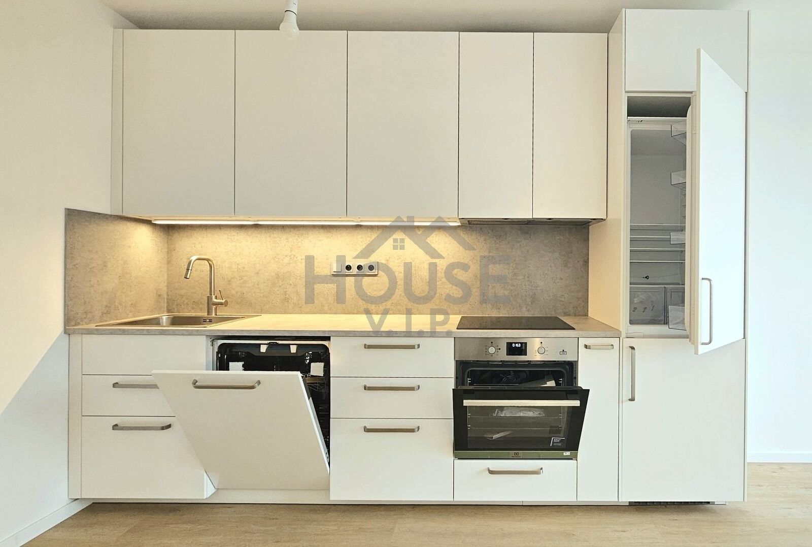 4+kk, Pomořanská, Praha, 72 m²