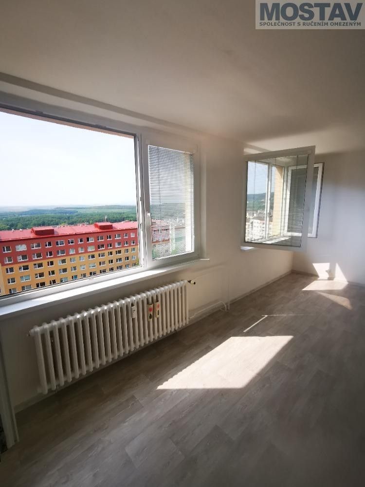 Pronájem byt 1+kk - Česká, Most, 33 m²