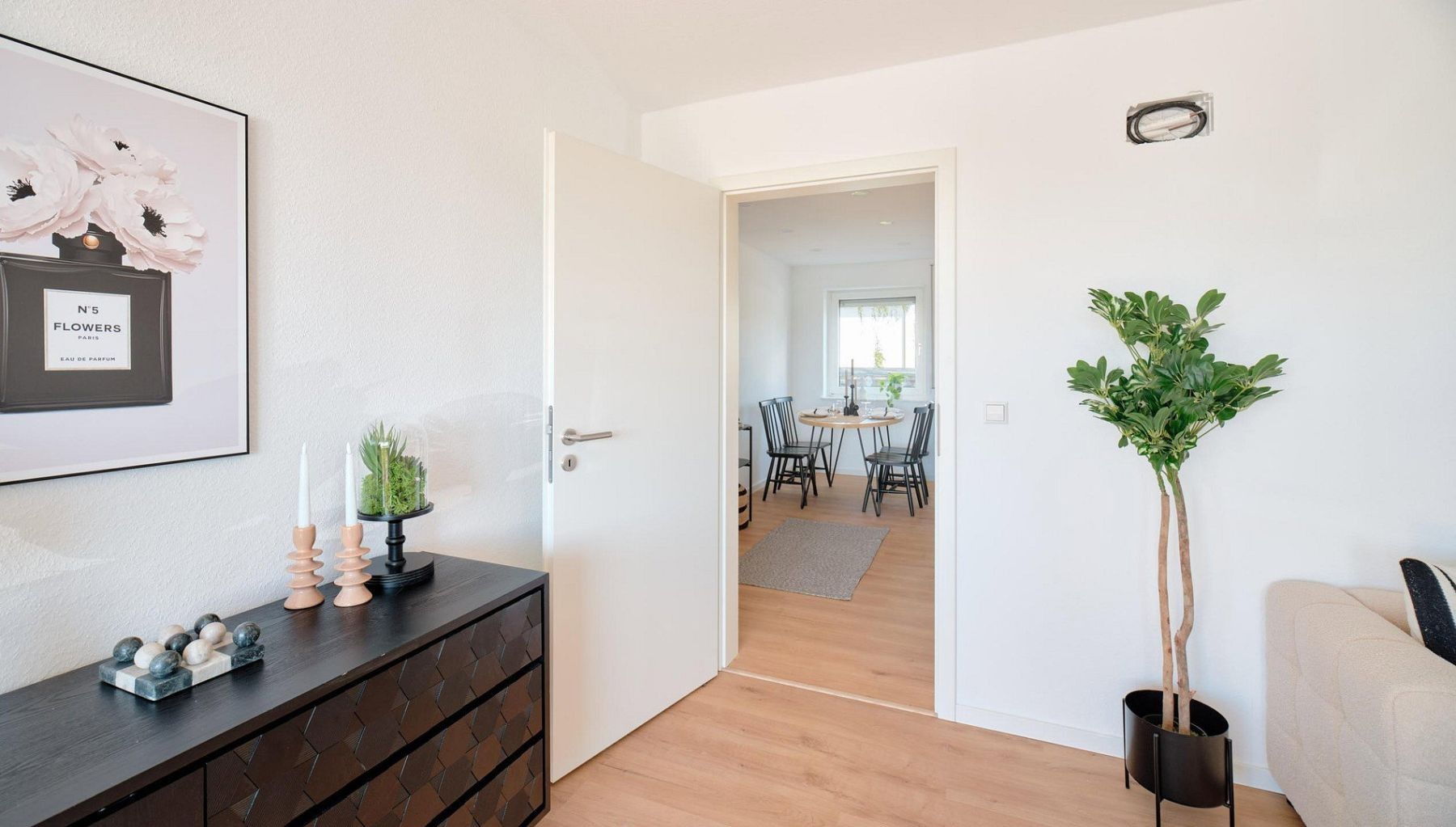 Prodej byt 3+1 - , Bádensko-Württembersko, 65 m² - 5