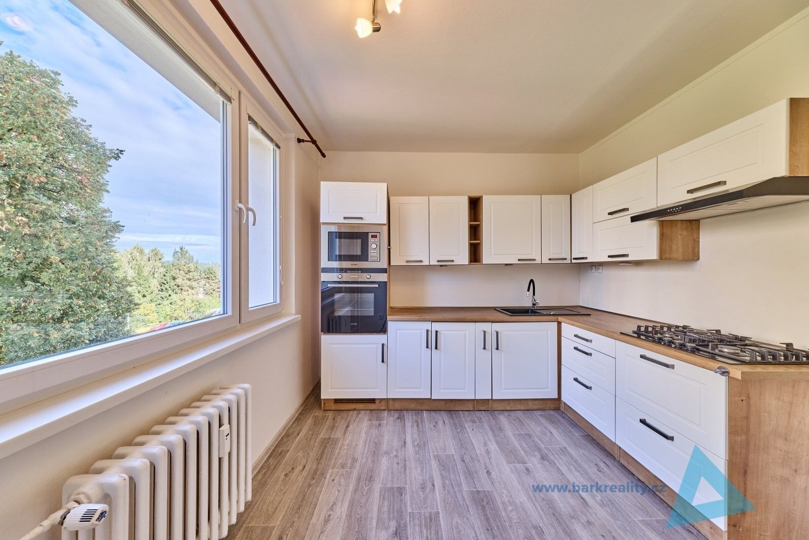 Prodej byt 4+1 - K Hájku, Nová Paka, 77 m² - 5