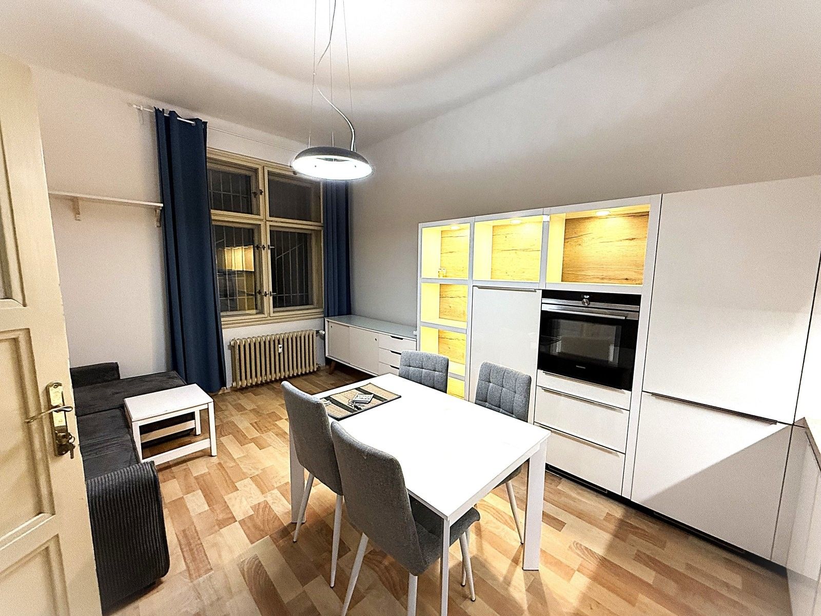 2+kk, Veverkova, Praha, 50 m²