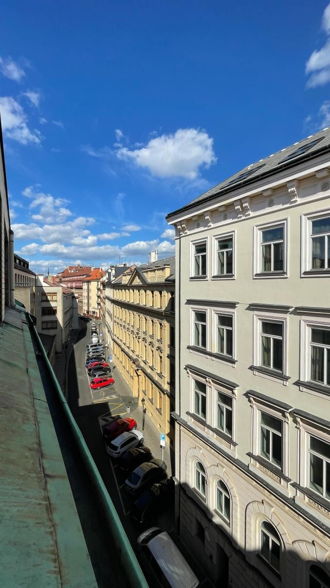 Byt 2+kk · 36 m² · Bartolomějská, Praha - 4