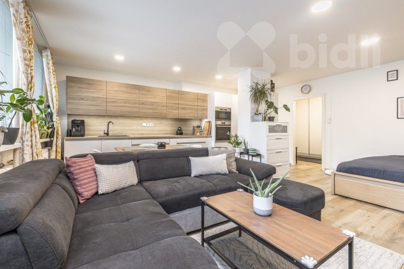 2+kk, Toruňská 327, Praha Bohnice, 62 m² - 2