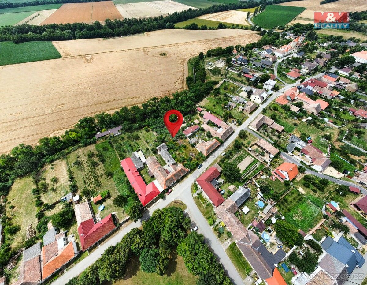 Prodej pozemek pro bydlení - Hrádek u Znojma, 671 27, 1 206 m²