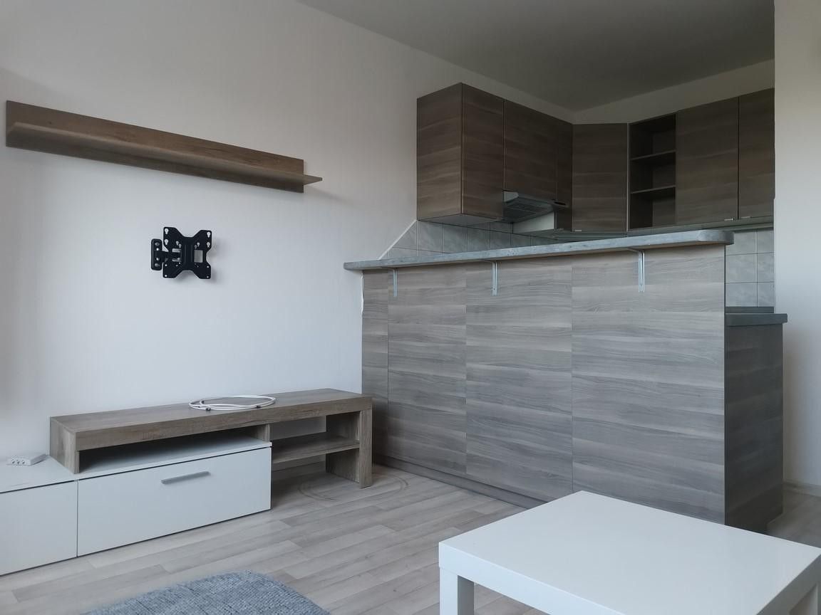 2+kk, Olbrachtova  , Liberec, 50 m²
