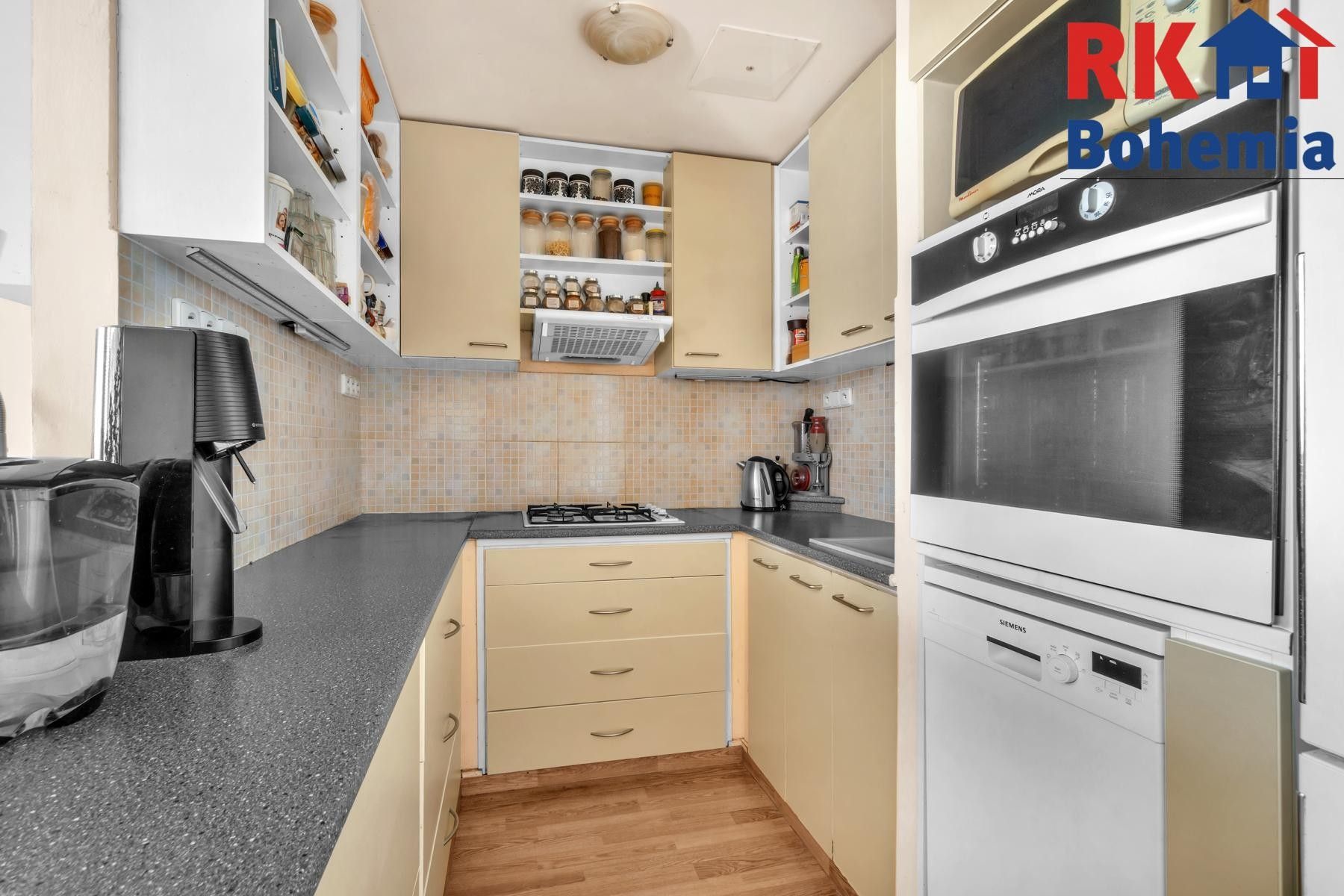 Byt 3+1 · 71 m² · Konstantinova  , Praha Chodov - 4