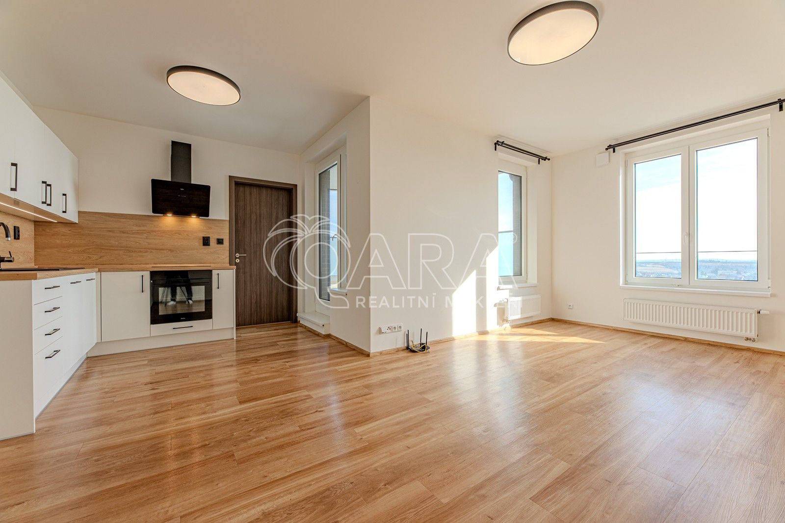 Pronájem byt 2+kk - Ferrariho, Praha, 61 m²