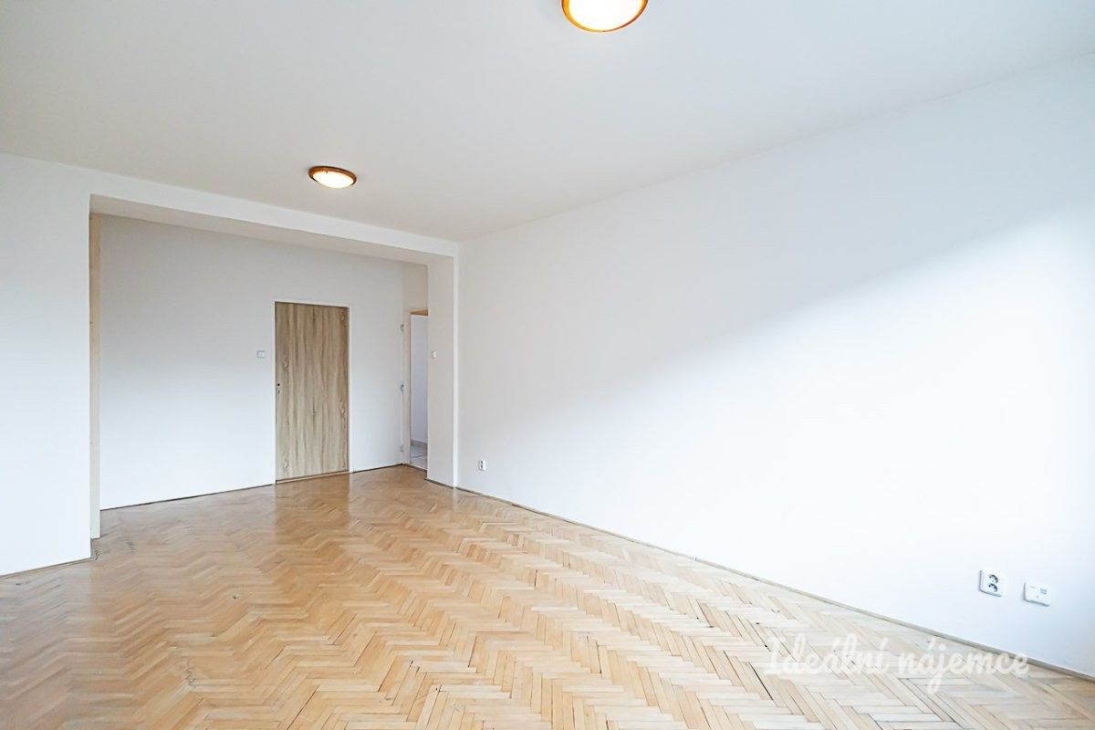 Byt 2+1 · 53 m² · Koněvova, Praha - 4