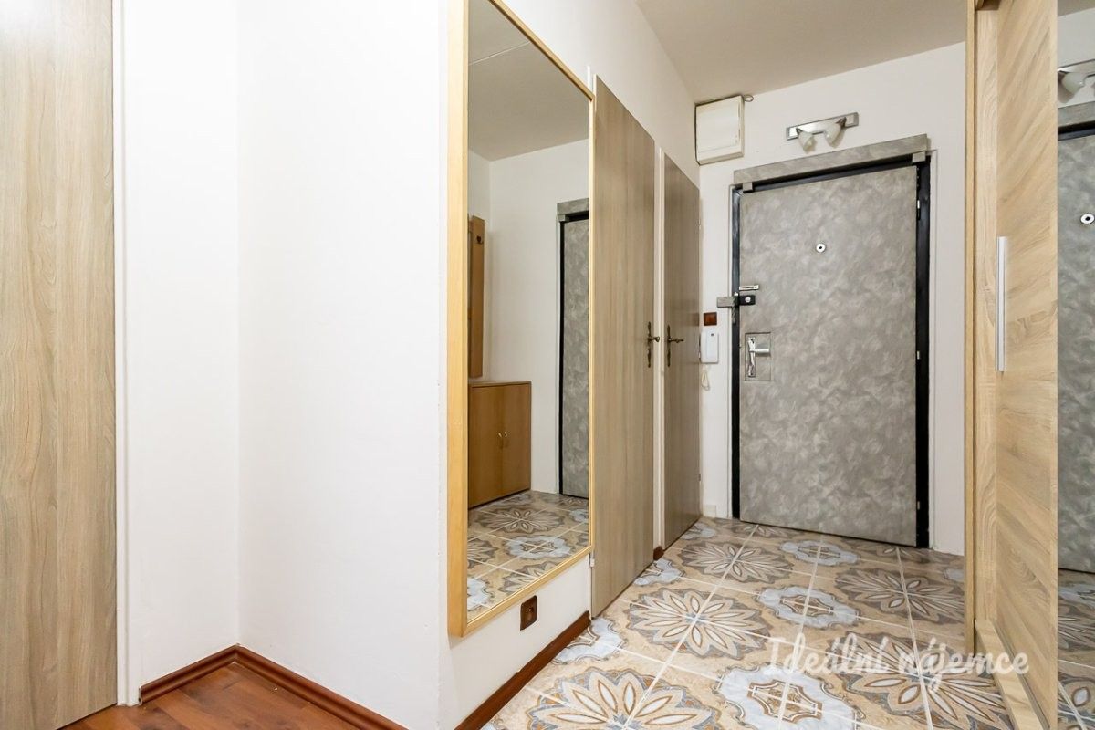 Byt 2+kk · 45 m² · Na Komořsku, Praha - 4