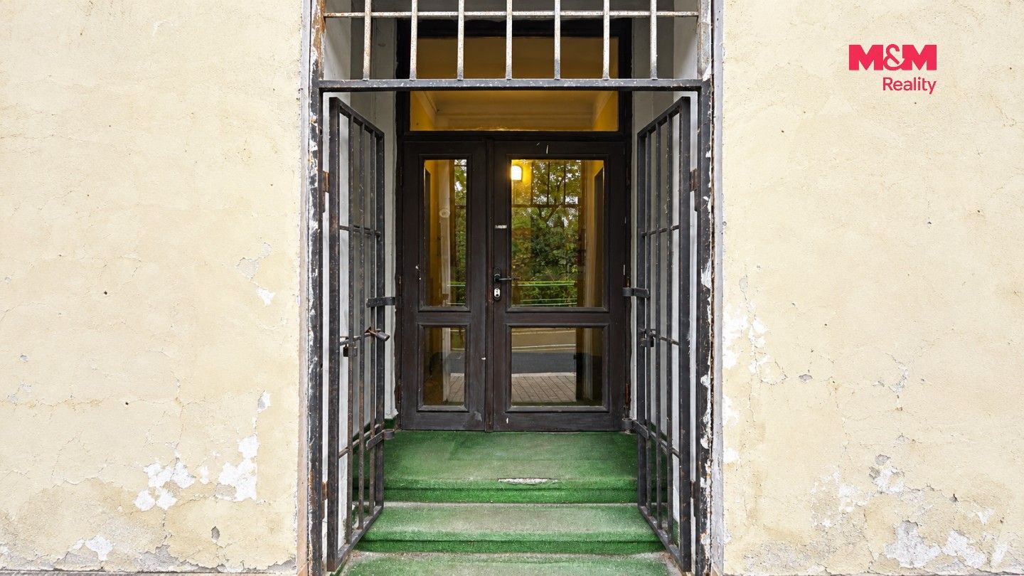 Obchodní prostory, Drahomířino nábř., Karlovy Vary, 115 m² - 2