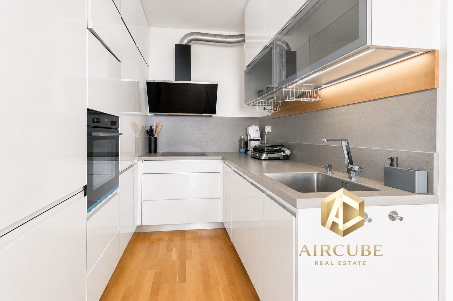 3+kk, Argentinská, Praha Holešovice, 85 m² - 2