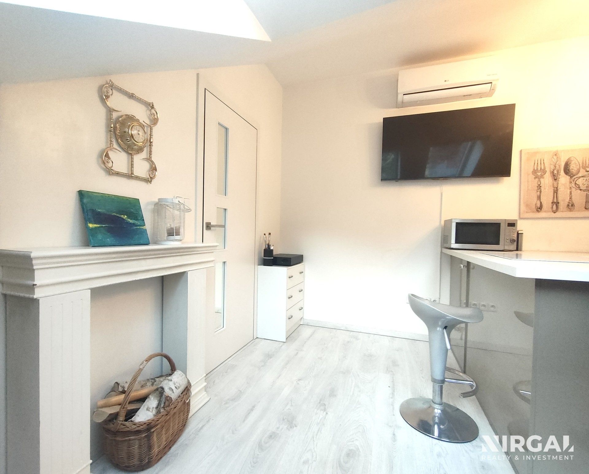 1+kk, Slavojova, Praha, 30 m²