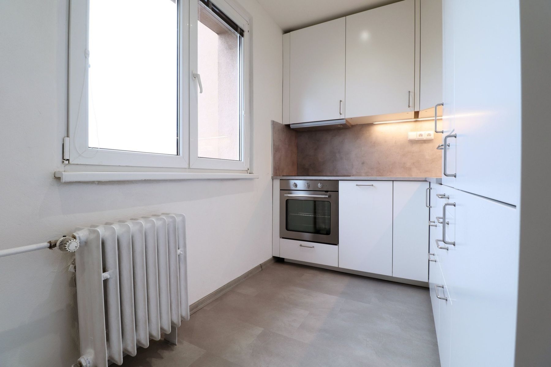 Pronájem byt 2+1 - Topolová, Praha - Záběhlice, 52 m² - 5