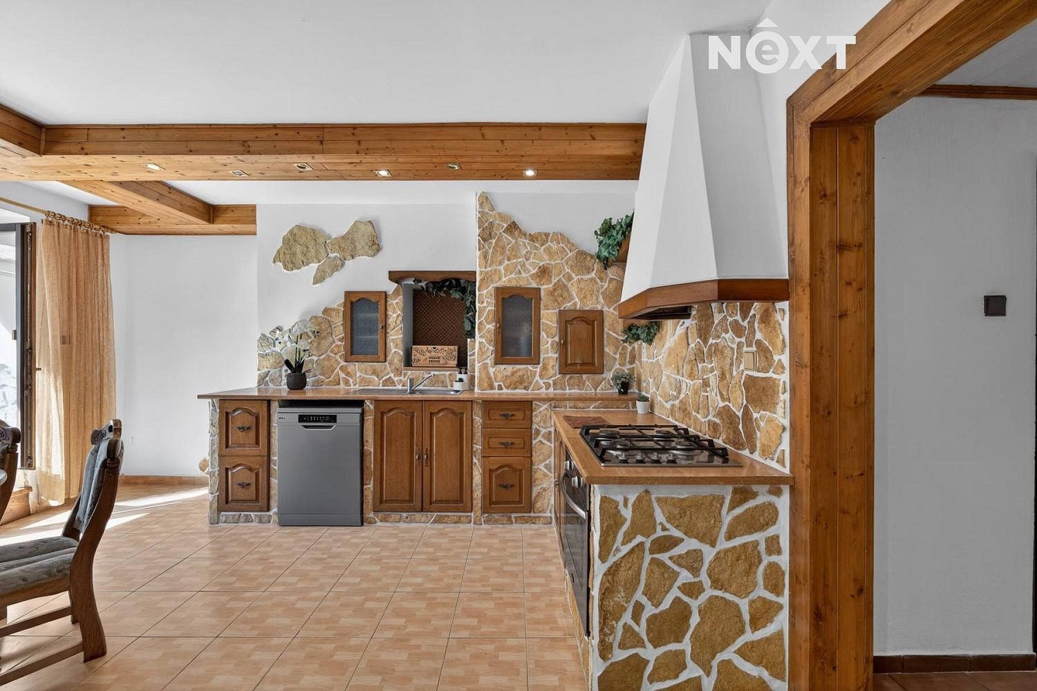 Prodej rodinný dům - Sokolská, Komárov, okres Beroun, 152 m² - 5