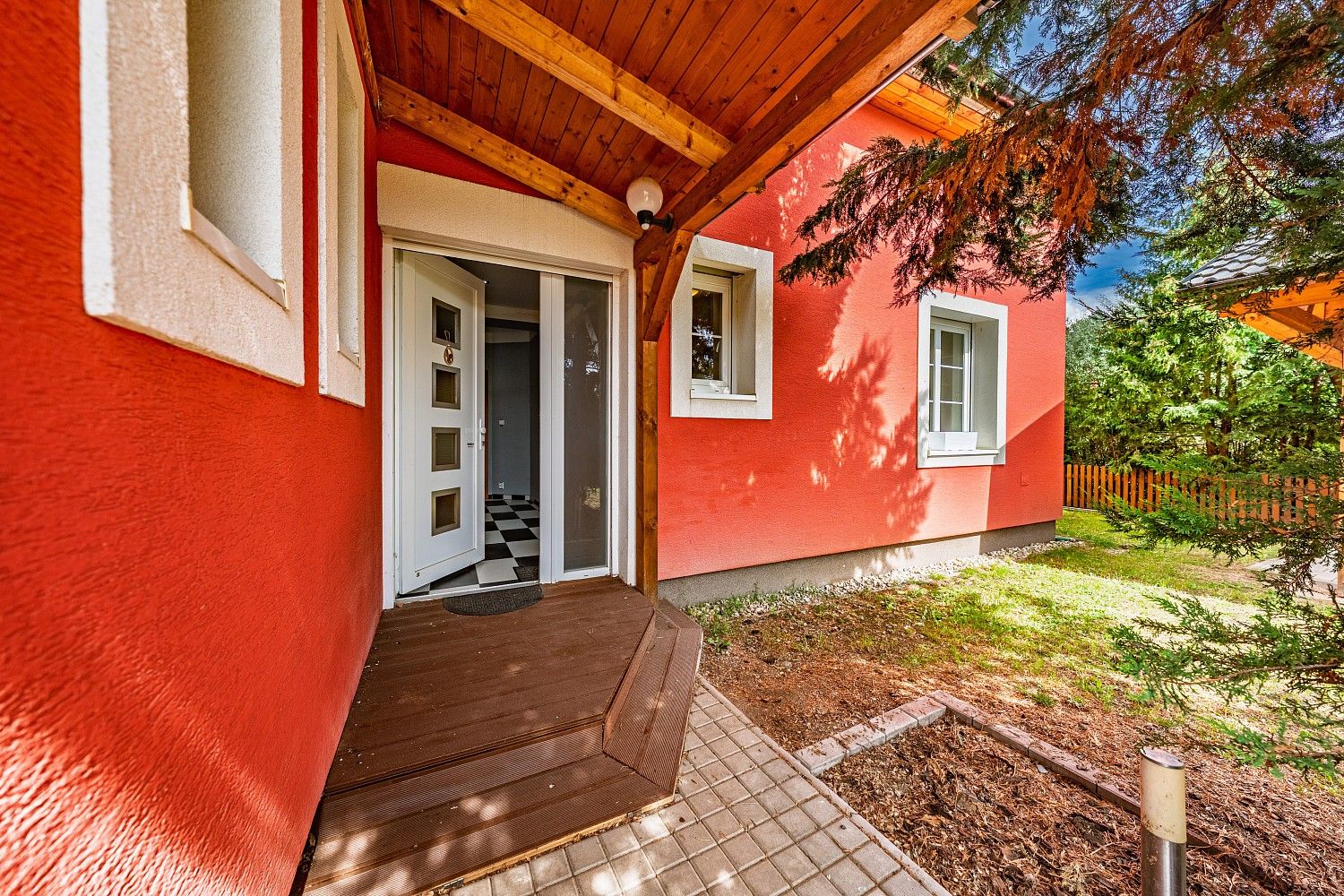 Rodinný dům · 212 m² · Chocerady - Komorní Hrádek, okres Benešov, Středočeský kraj - 3
