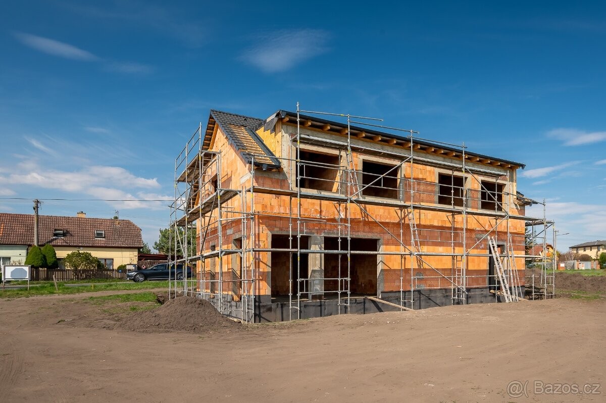 Dům – Velký Borek, Mělnická Vrutice – pohled 2