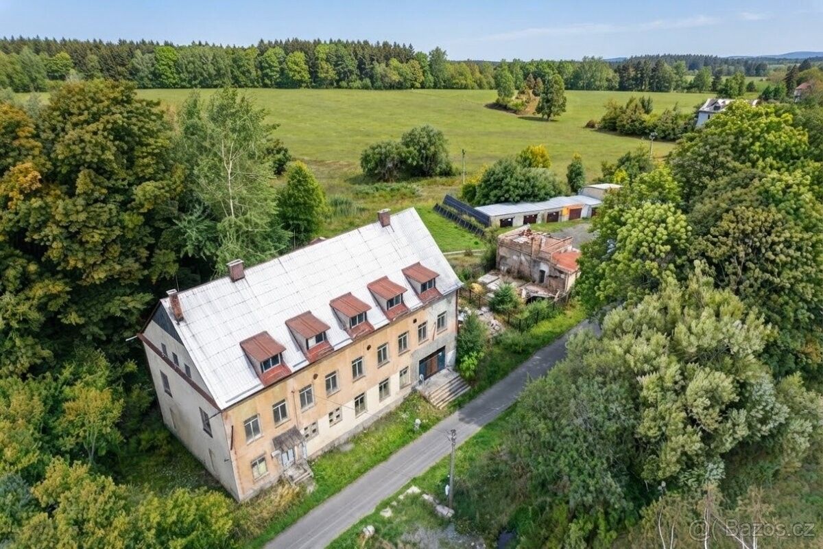 Rodinné domy, Bruntál, 792 01 - 2