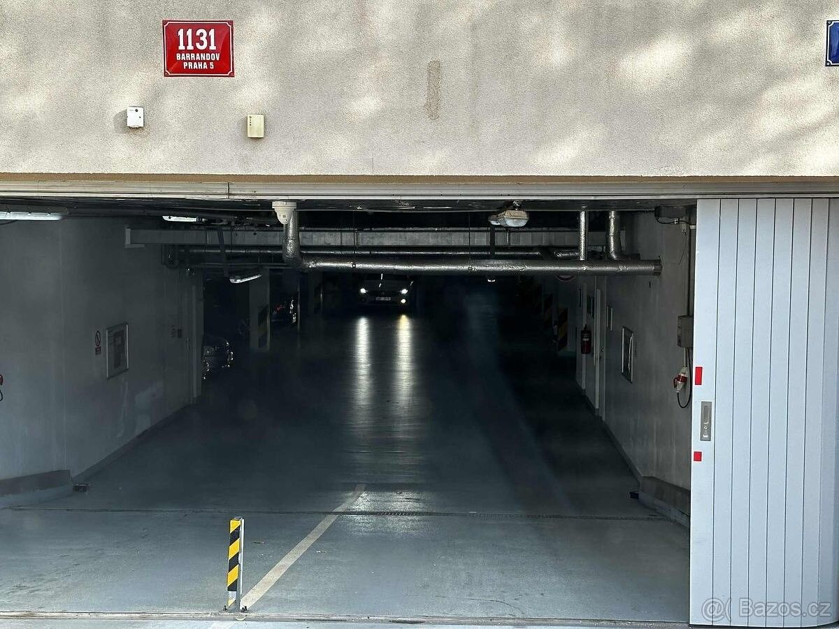 Prodej garáž - Praha, 150 00