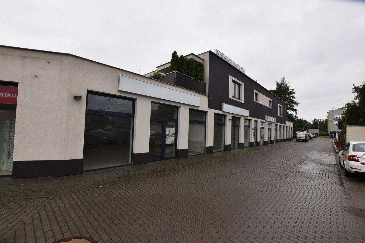 Obchodní prostory, Uherské Hradiště, Zlínský kraj, 90 m² - 1