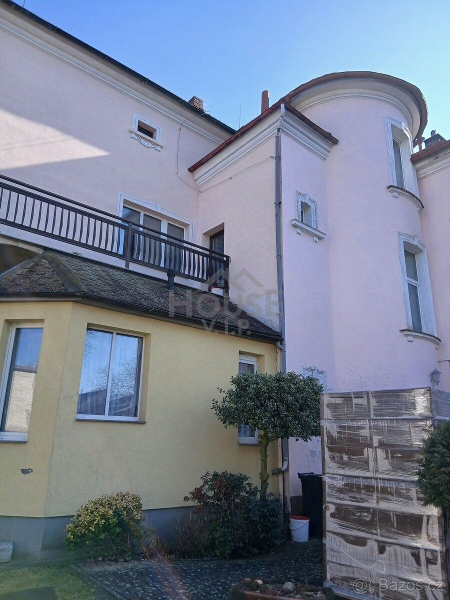 Prodej rodinný dům - Kostelec nad Labem, 277 13