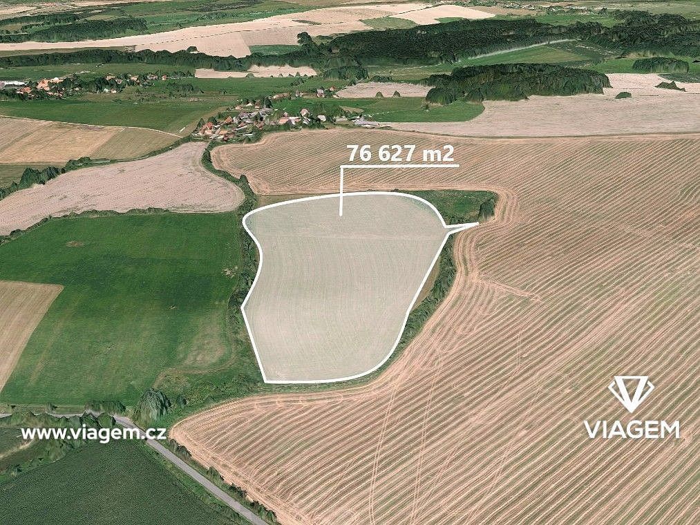 Zemědělský pozemek, 37 313 m²