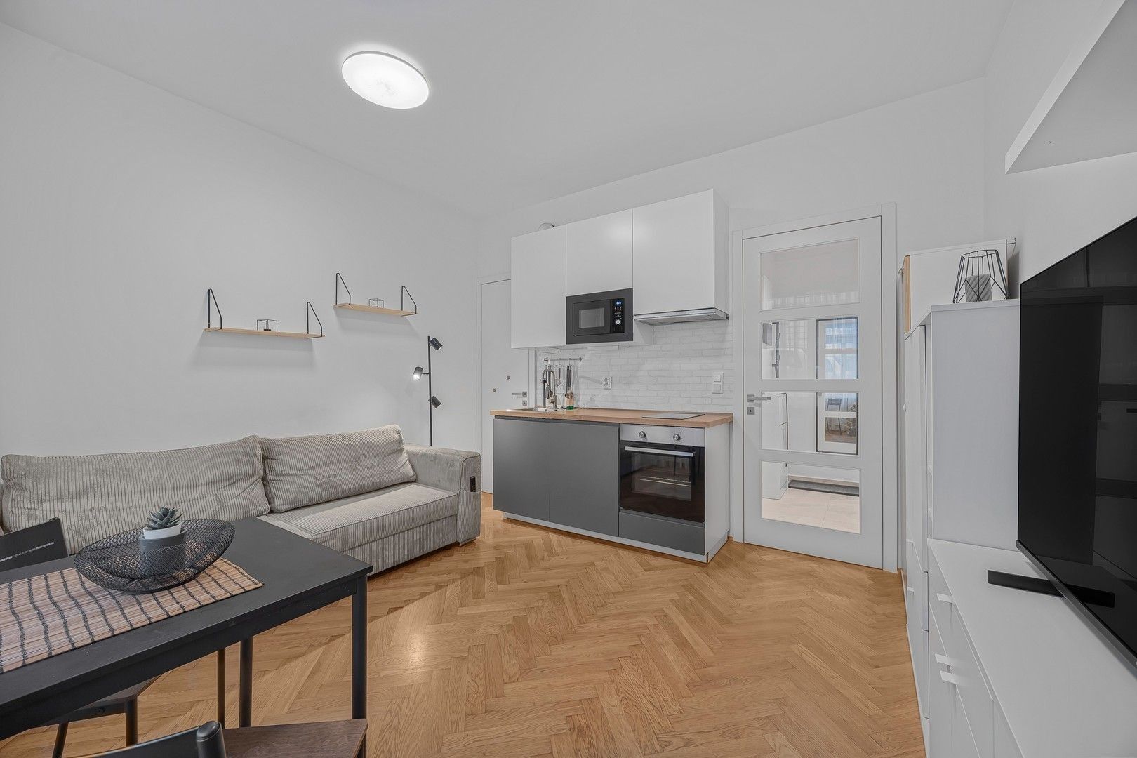 1+kk, Pplk. Sochora, Praha - Holešovice, 23 m² - 1