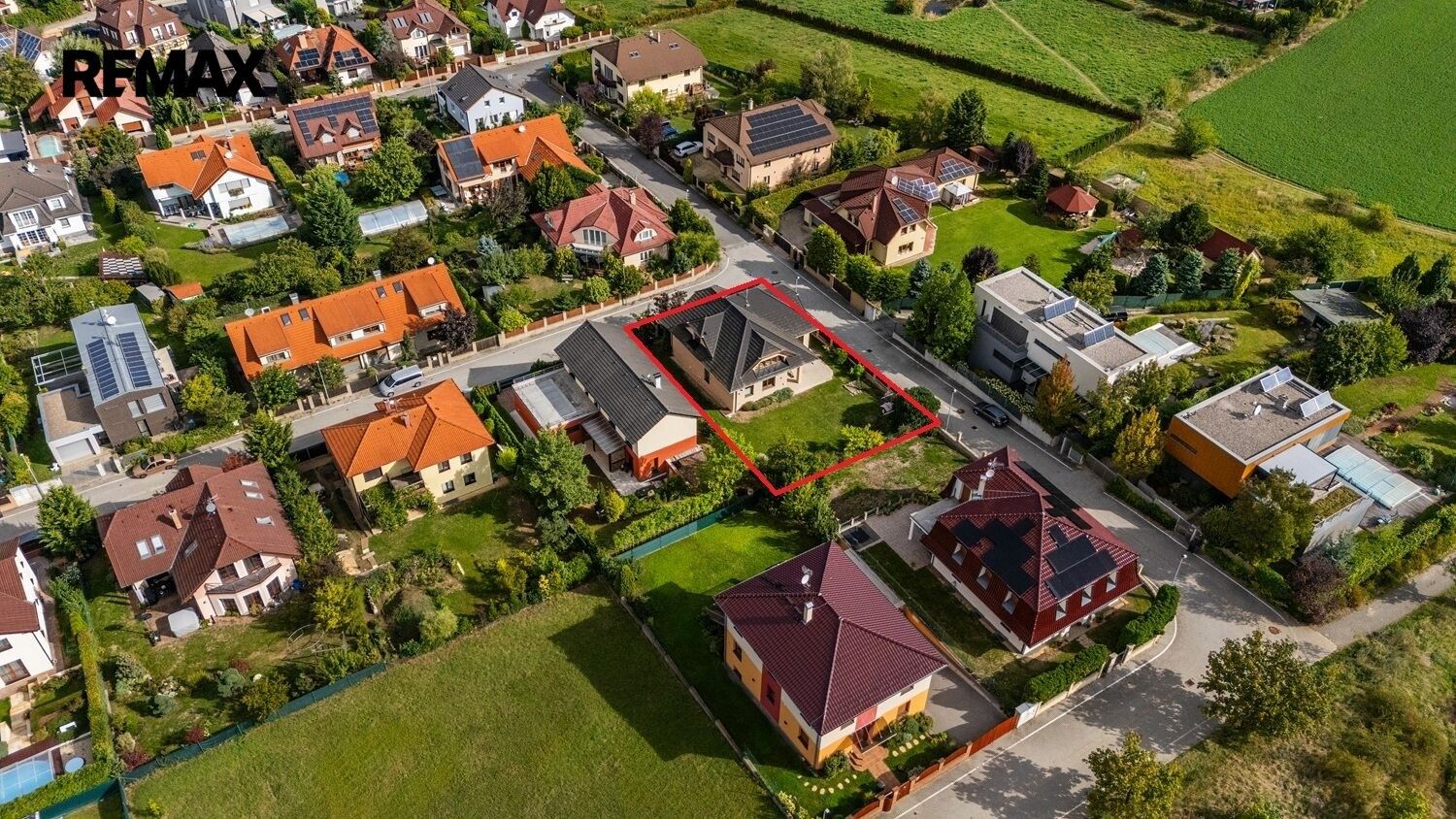 Prodej rodinný dům - Havlůjové 1024, Praha Řeporyje, 300 m² - 2