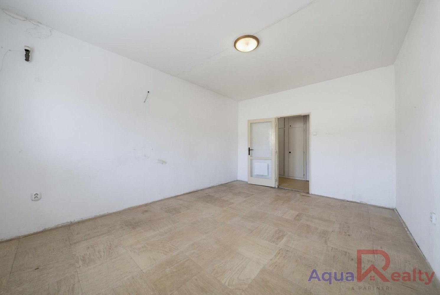 Byt 2+1 · 70 m² · Ostrov, okres Karlovy Vary, Karlovarský kraj - 4