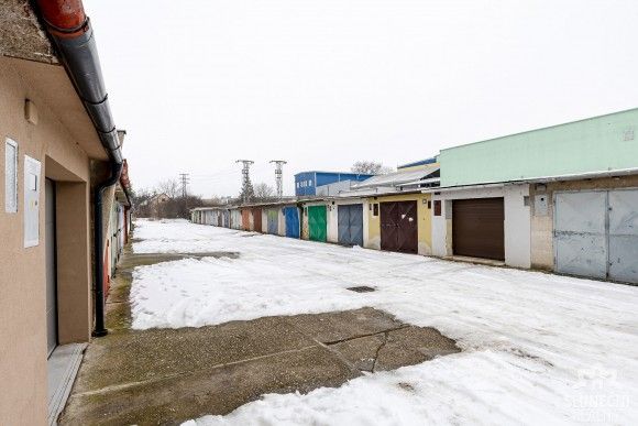 Prodej garáž - Kroměříž, 767 01