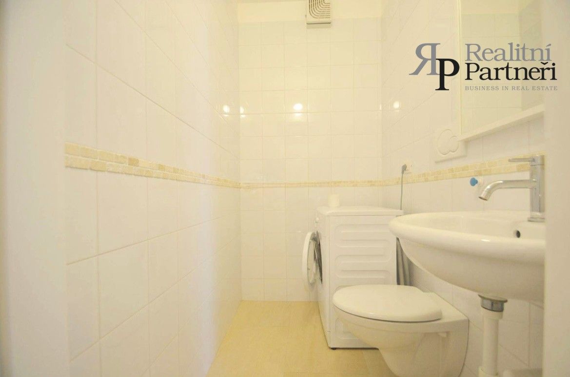 Rodinný dům · 987 66, Zahraničí - 4